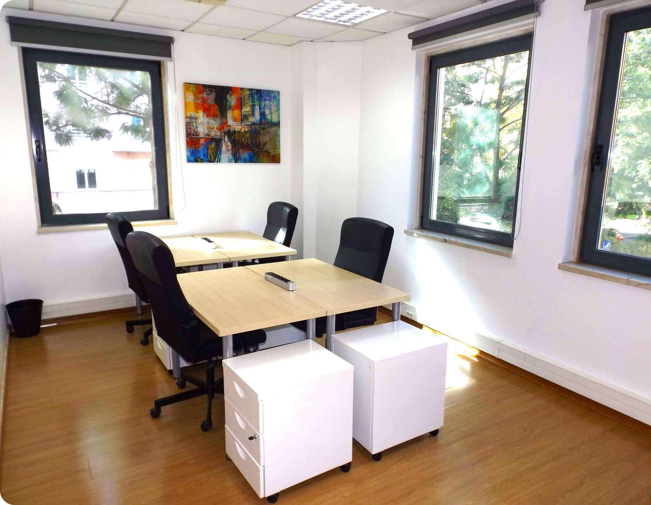 Private office room ready-to-use in Lisbon (Telheiras) - LXoffice